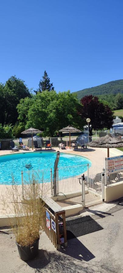 Camping Pres Du Lac De Sainte Croix Bauduen Extérieur photo